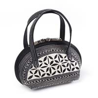 Kecil by Laga Handbags