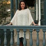 100% alpaca poncho, 'Snowdrift' 100% alpaca poncho, 'Snowdrift'