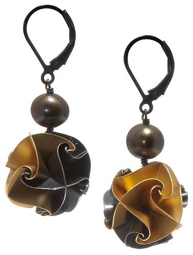 Chihiro Makio Gold, Silver &Pearl Earrings